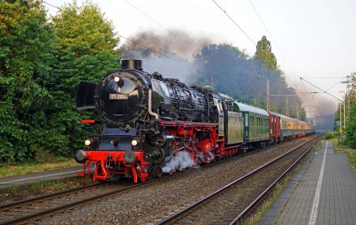 Mit der Dampflok 01 1104 zu fahren – eine einmalige Gelegenheit. Am 3. Oktober ist das nun in Bebra möglich.