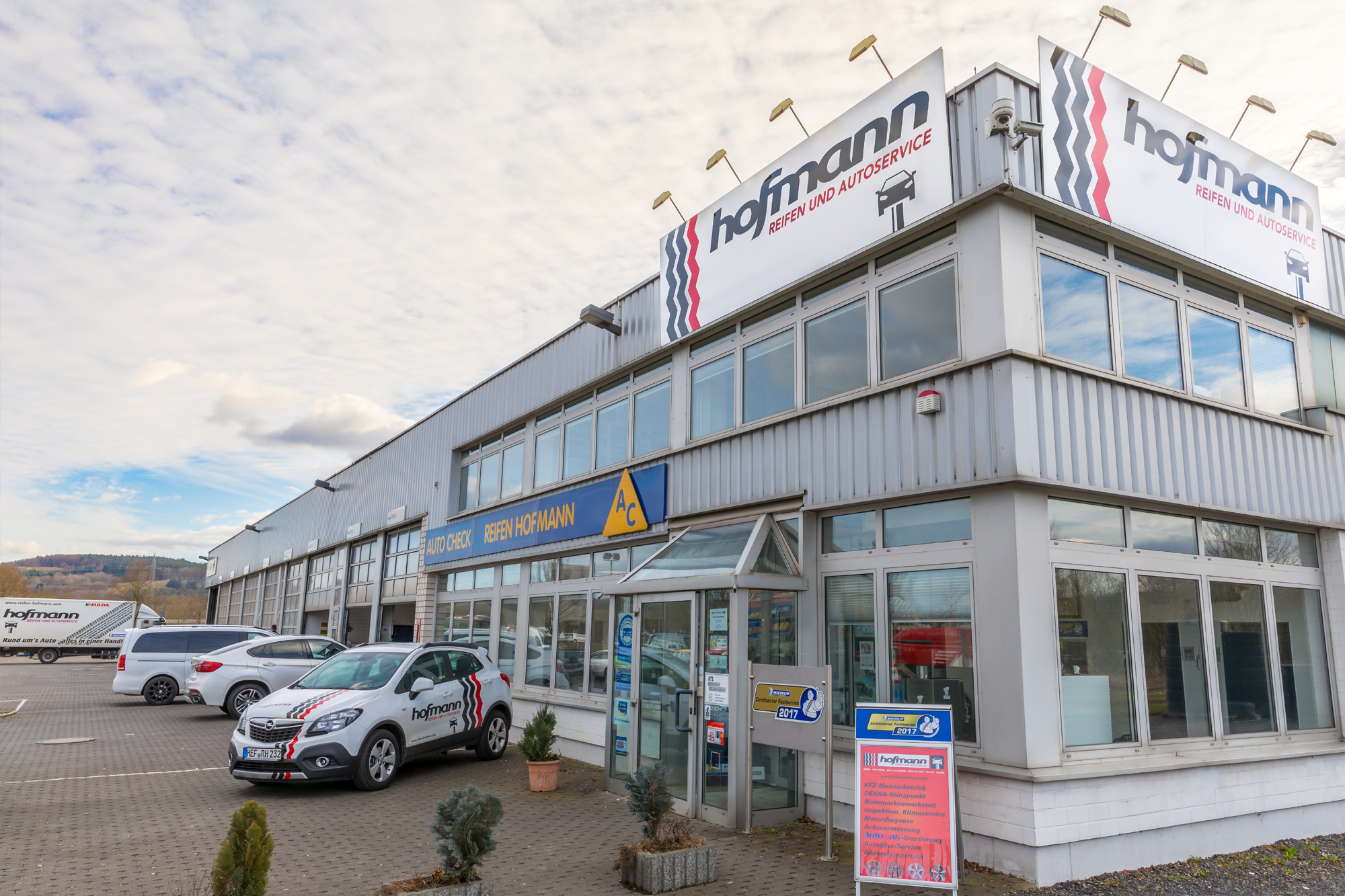 Reifen Hofmann Gmbh & Co. Kg